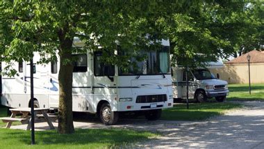 Hotel & RV Park in Joliet .